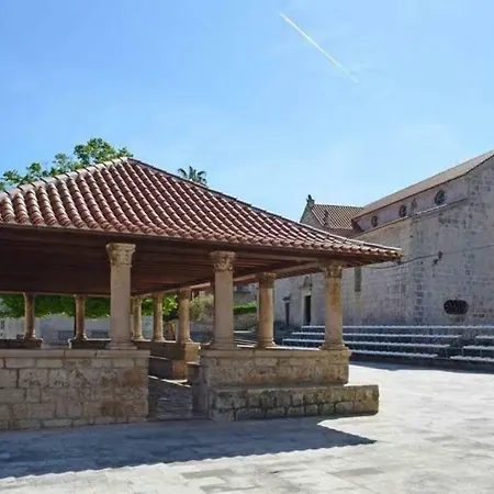 Ivo Holiday home *